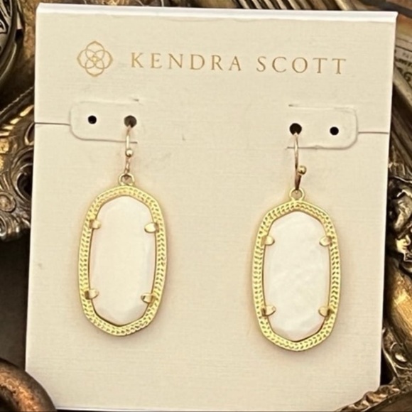 Kendra Scott Elle gold white pearl Dani earrings - Picture 10 of 10